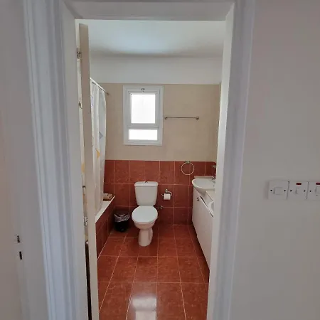 Apartament Ancient - Cozy Place Next To The Sea, Marina, Historical Sites, Buses, Mall, And Market