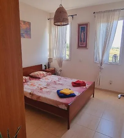 Ancient - Cozy Place Next To The Sea, Marina, Historical Sites, Buses, Mall, And Market Pafos